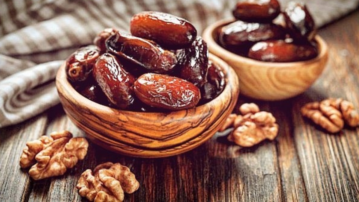 सर्दियों में खजूर खाने से मिलते हैं ग़ज़ब के फ़ायदे: Dates Benefits