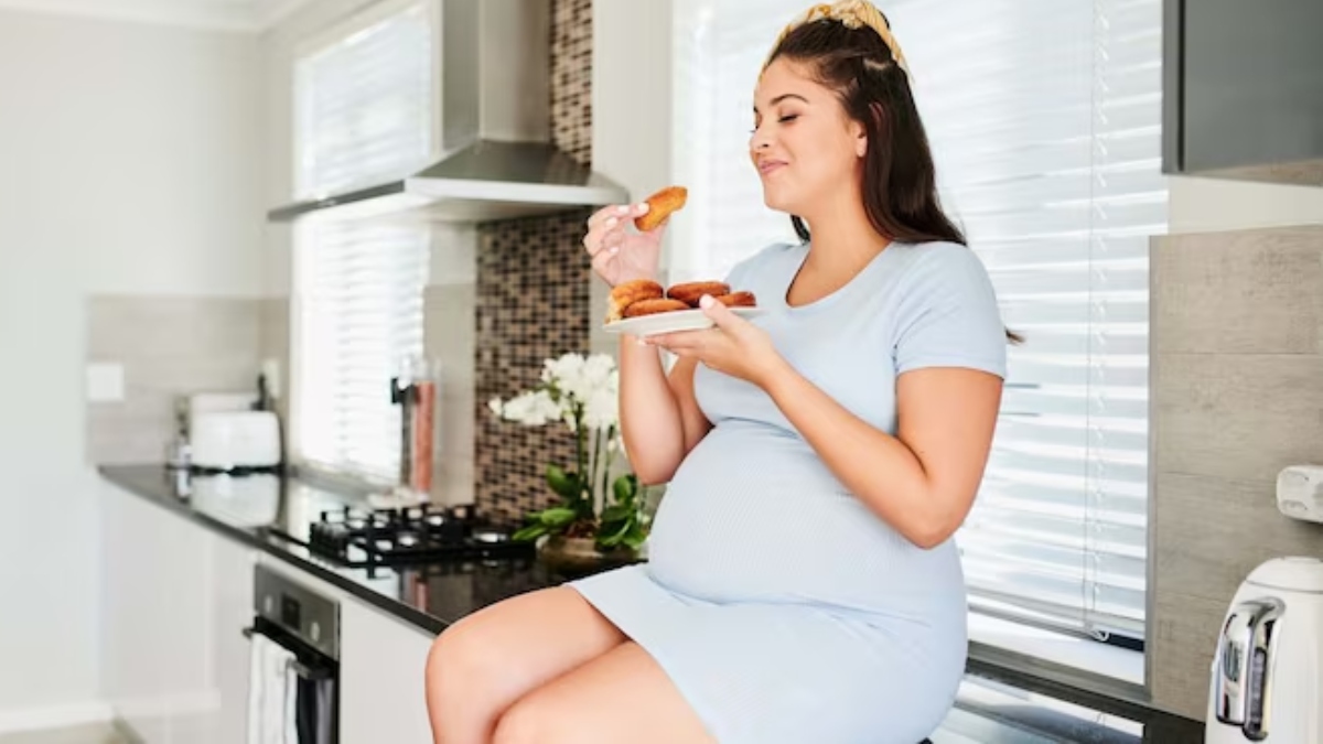 प्रेगनेंसी में लगती है बार-बार भूख, तो खायें ये हेल्दी चीज़ें: Healthy Pregnancy Snacks